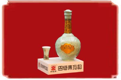 唐山烟酒回收四特酒.jpg